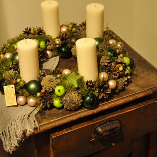 Laima toņi ar majestātiski balto